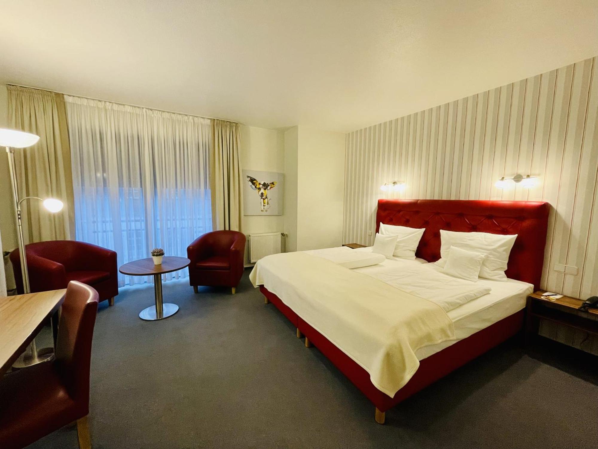 Schloss Hotel Herborn Экстерьер фото
