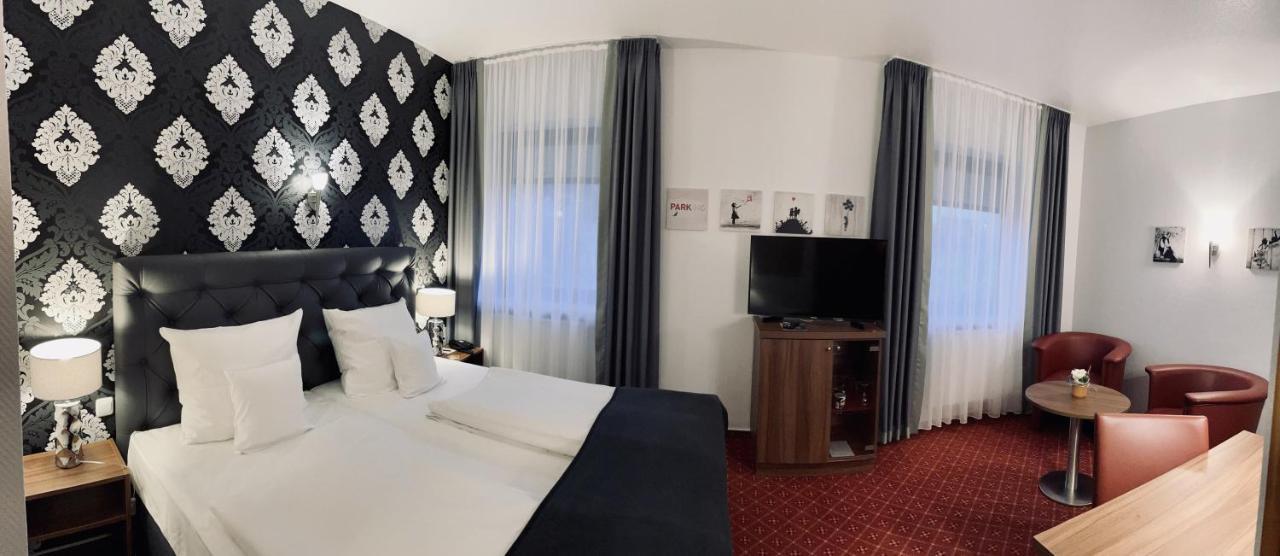 Schloss Hotel Herborn Экстерьер фото