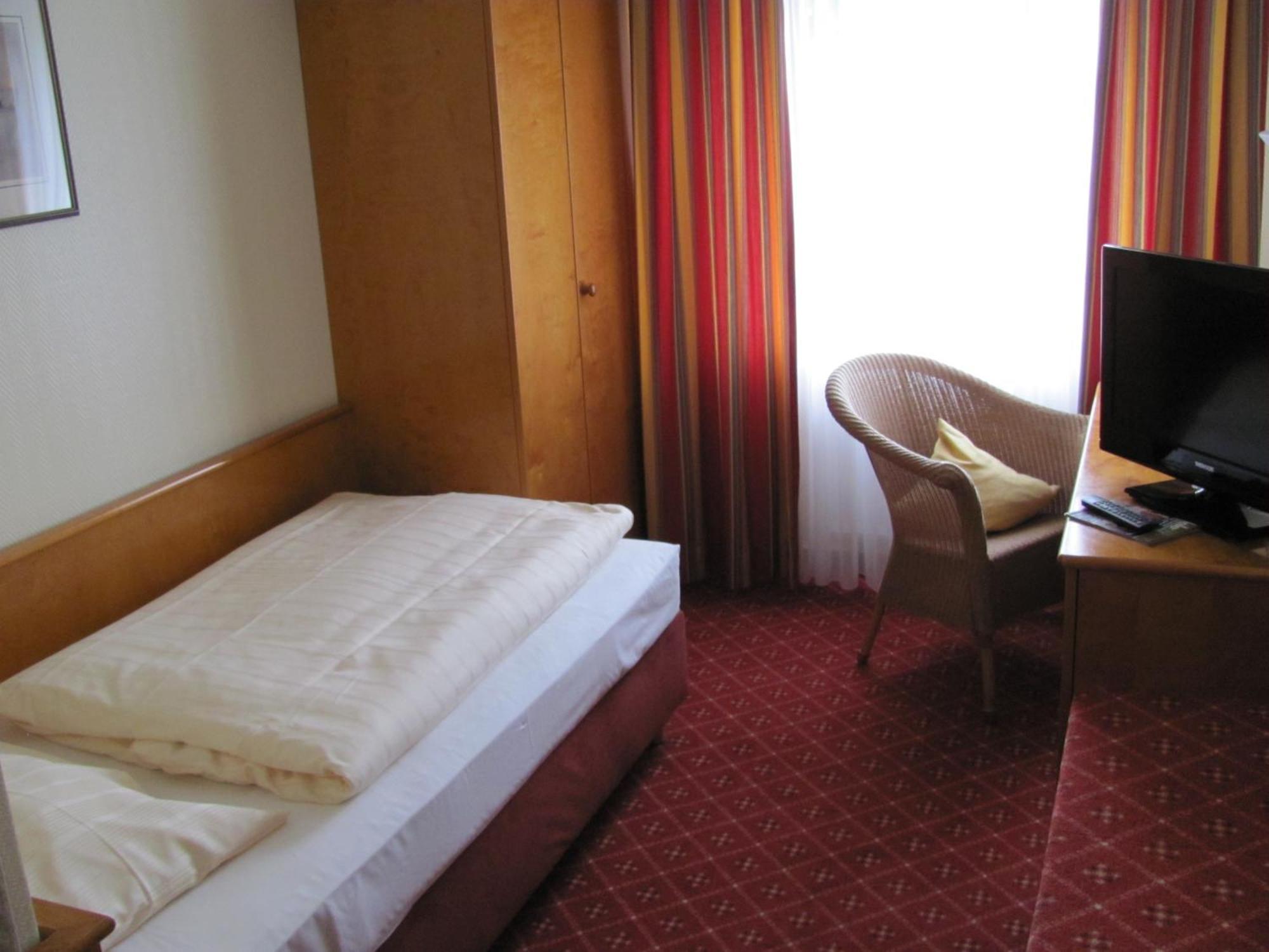 Schloss Hotel Herborn Номер фото