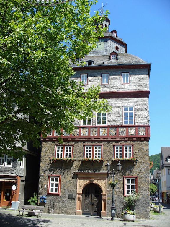 Schloss Hotel Herborn Экстерьер фото