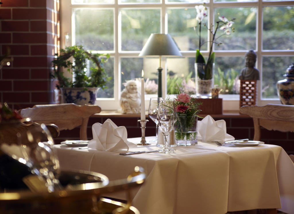 Schloss Hotel Herborn Экстерьер фото